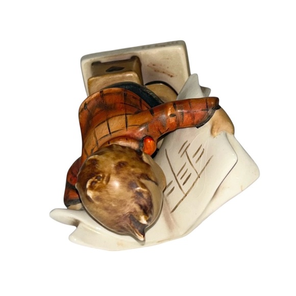 M.J.HUMMEL Latest News Young boy readying the newspaper Collectible Figurine - Picture 6 of 12